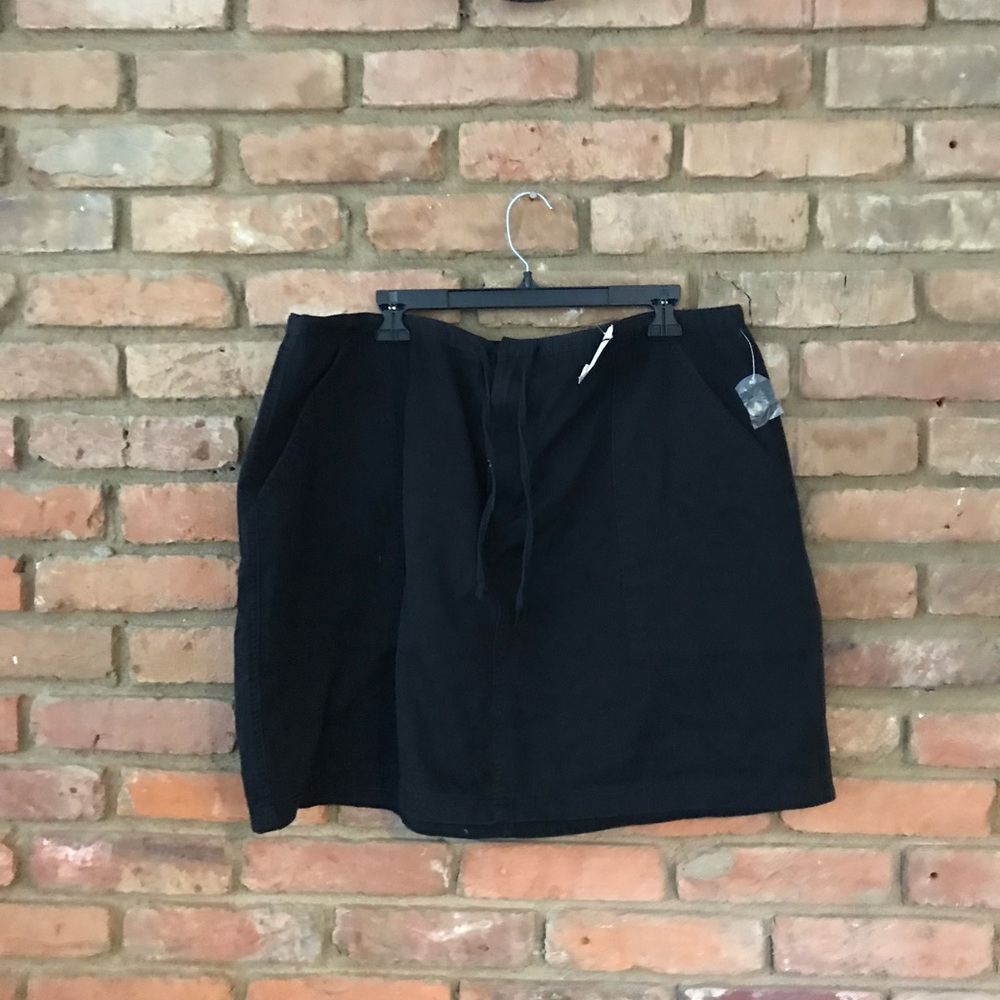 NWT Black Twill Drawstring Skirt